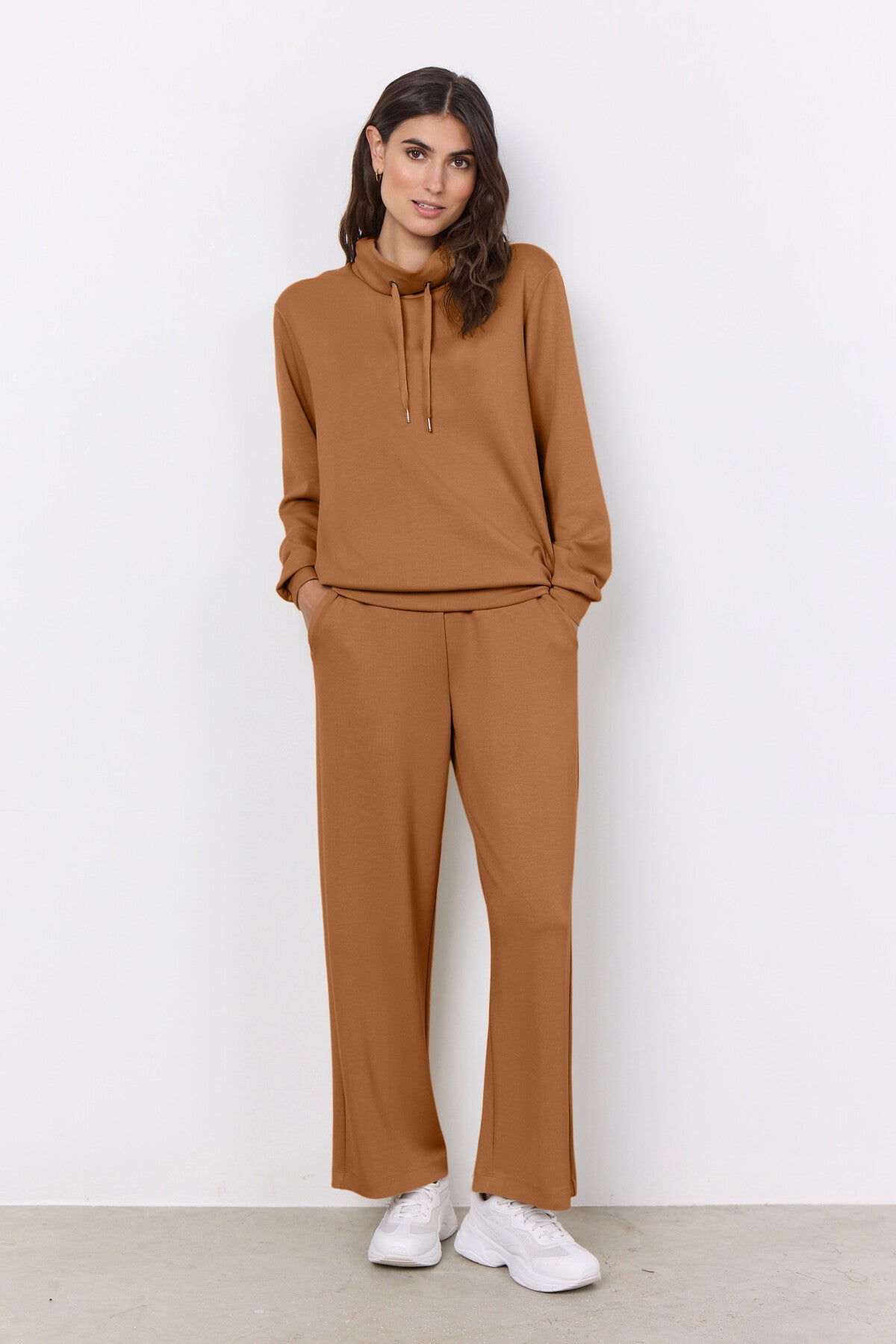 SC-BANU 33 Pants in Brown from soyaconcept | Soyaconcept.com