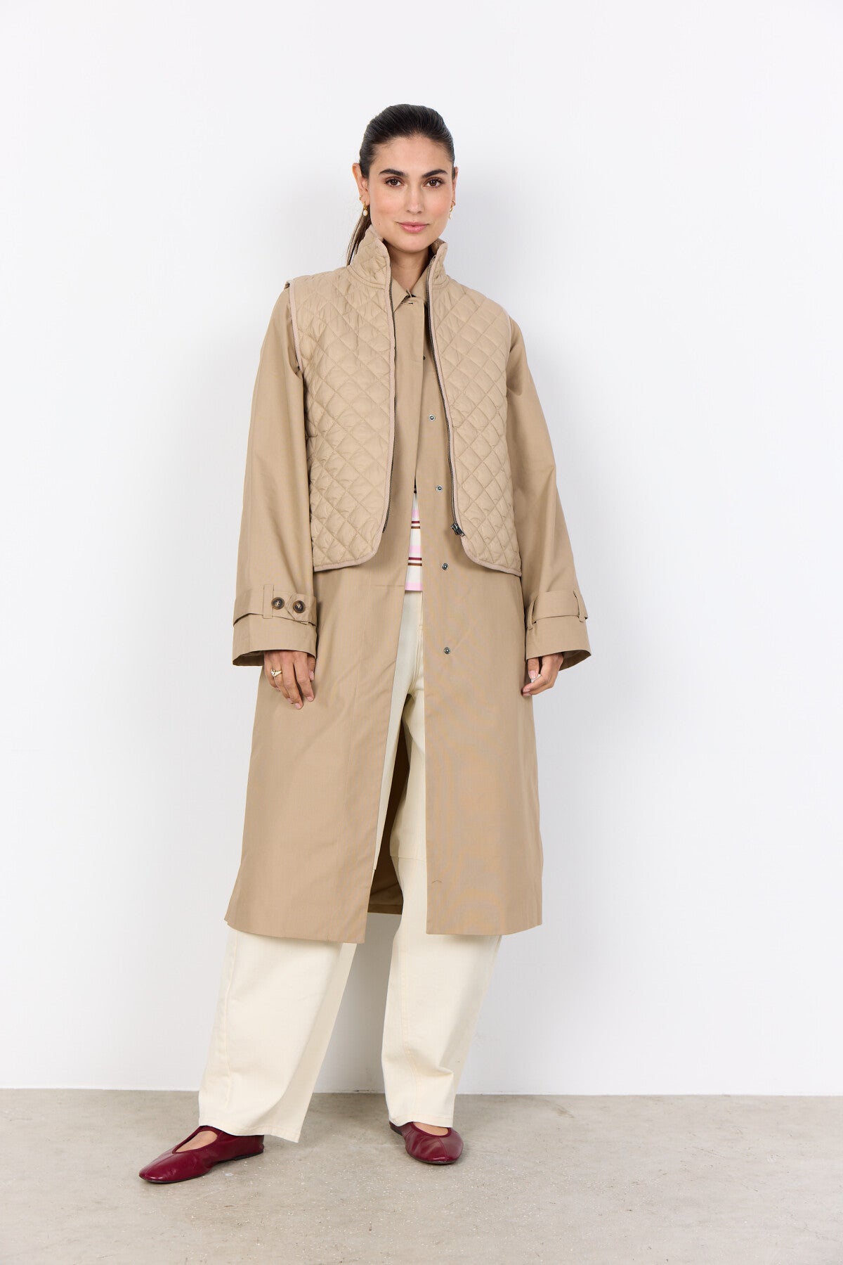 SC-BENETE 1 Waistcoat Dark sand