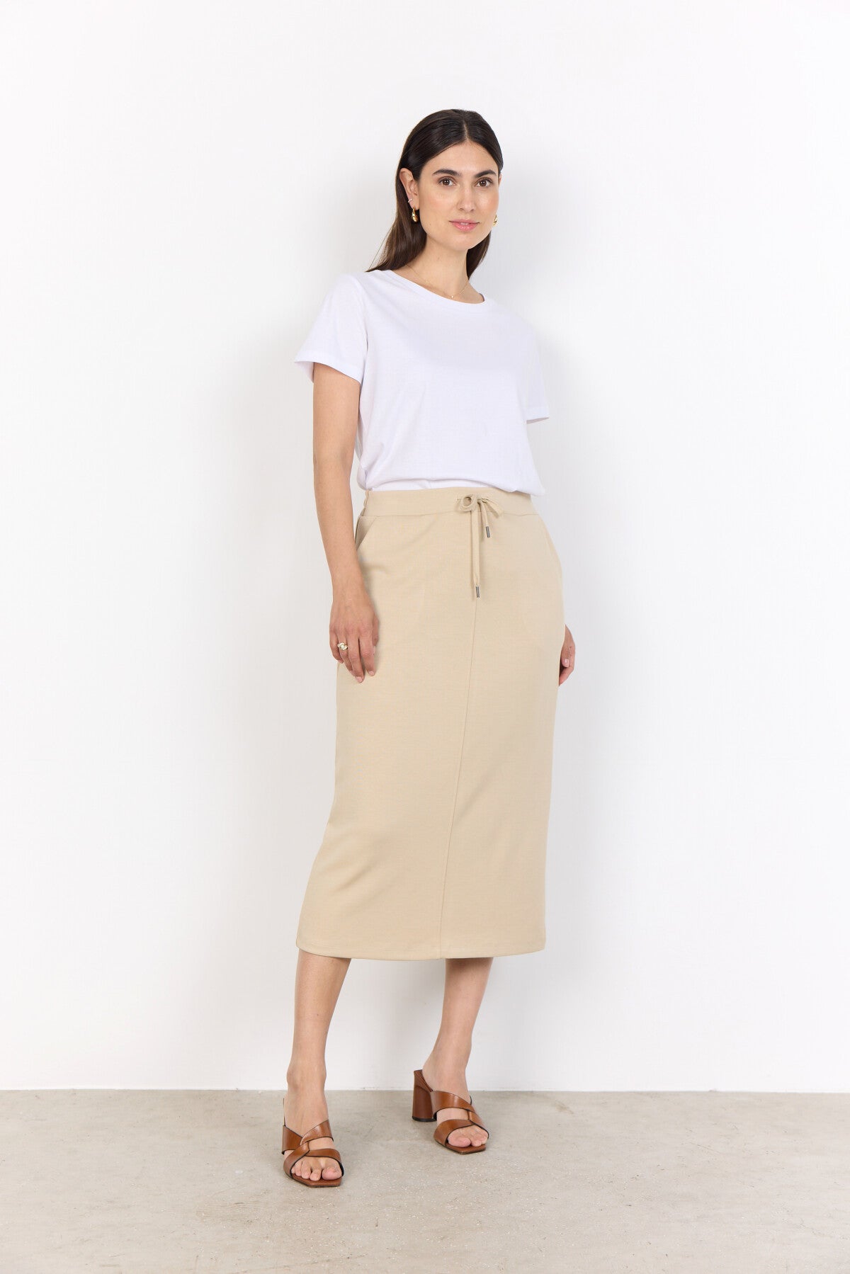 SC-BANU 250 Skirt Sand