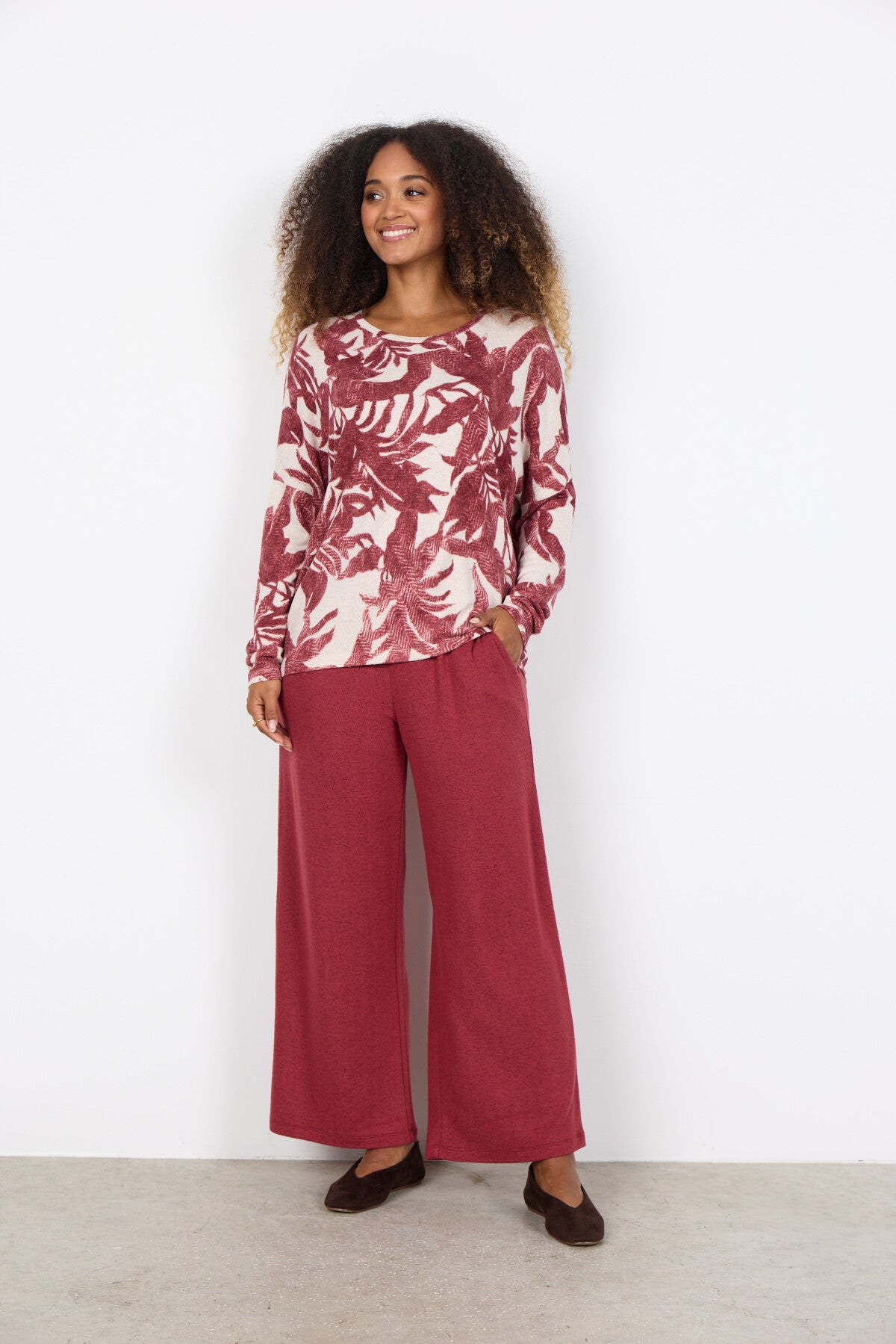 SC-BIARA AOP 152 Blouse Ruby red