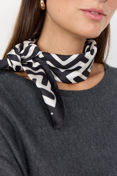 SC-VINONA 1 Scarf Black