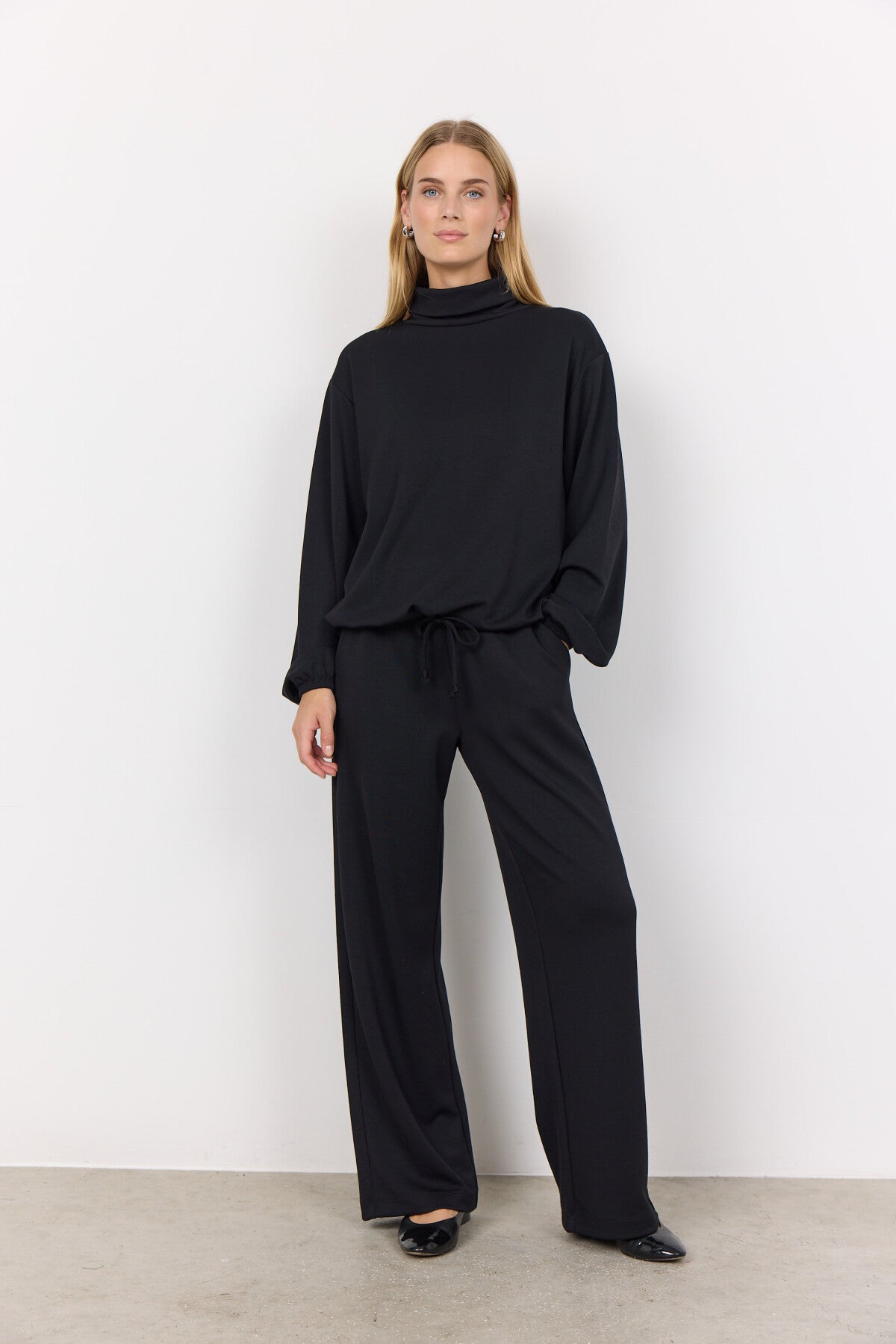 SC-BANU 203 Sweatshirt Black