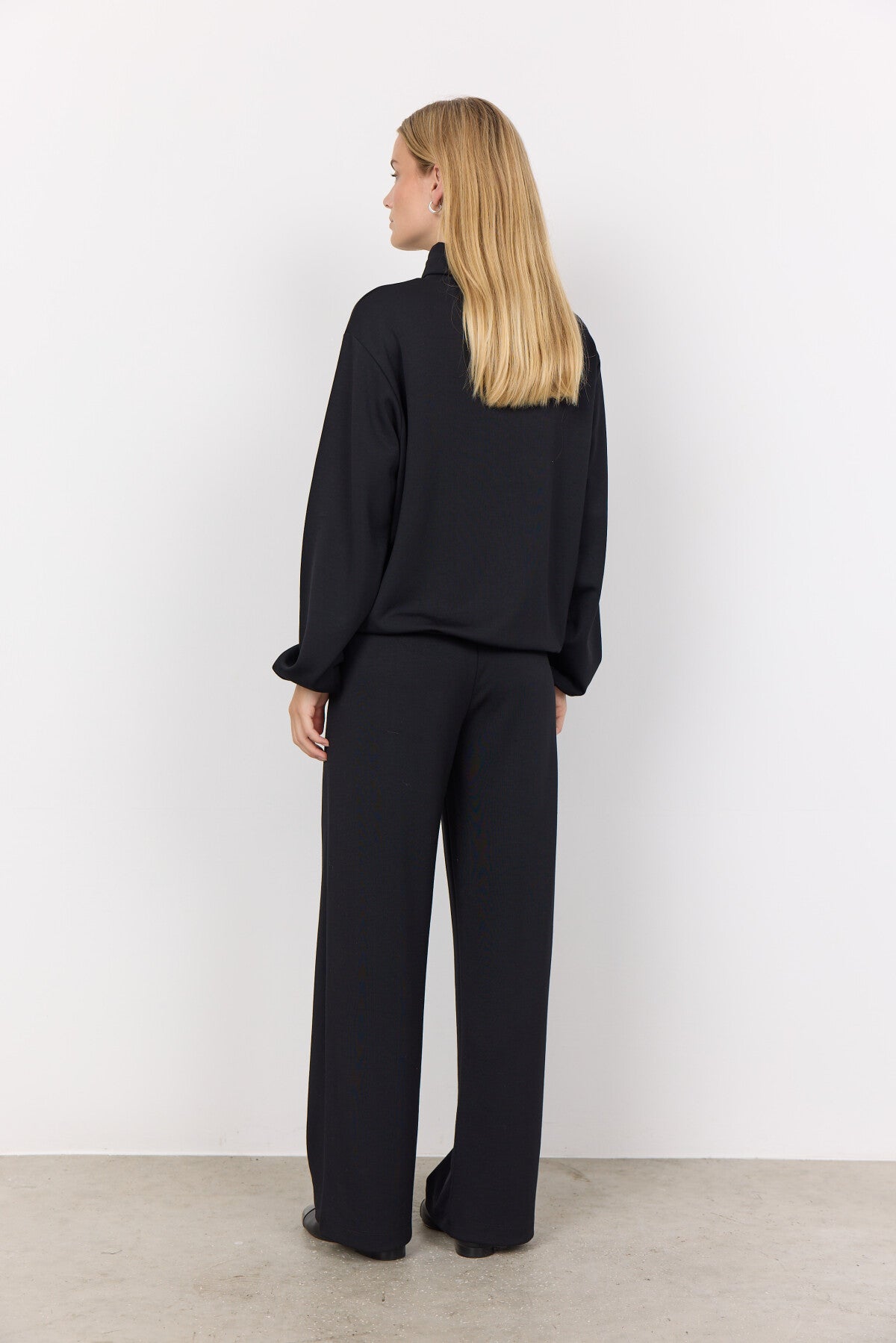 SC-BANU 203 Sweatshirt Black