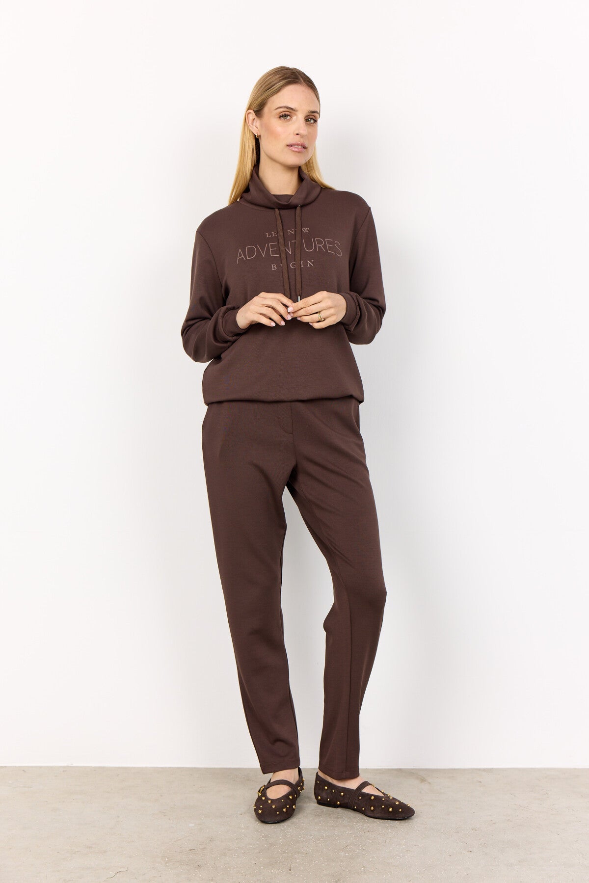 SC-BANU 248 Sweatshirt Dark brown