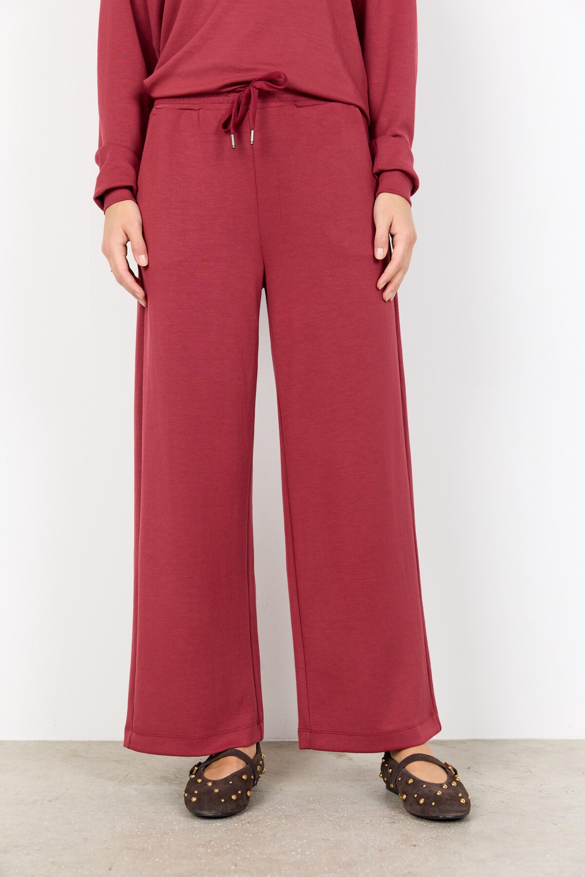 SC-BANU 33 Pants Ruby red