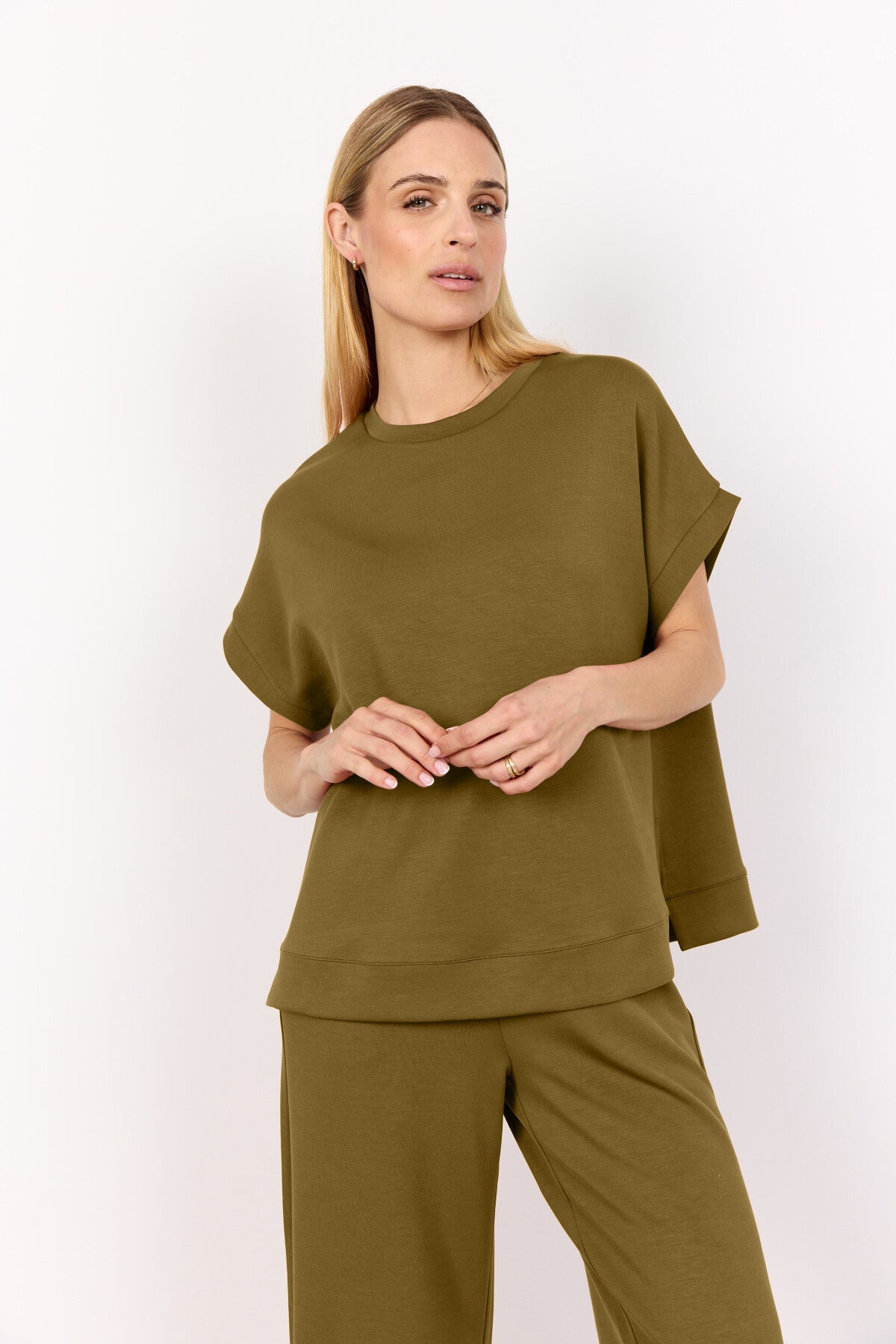 SC-BANU 245 Blouse Olive