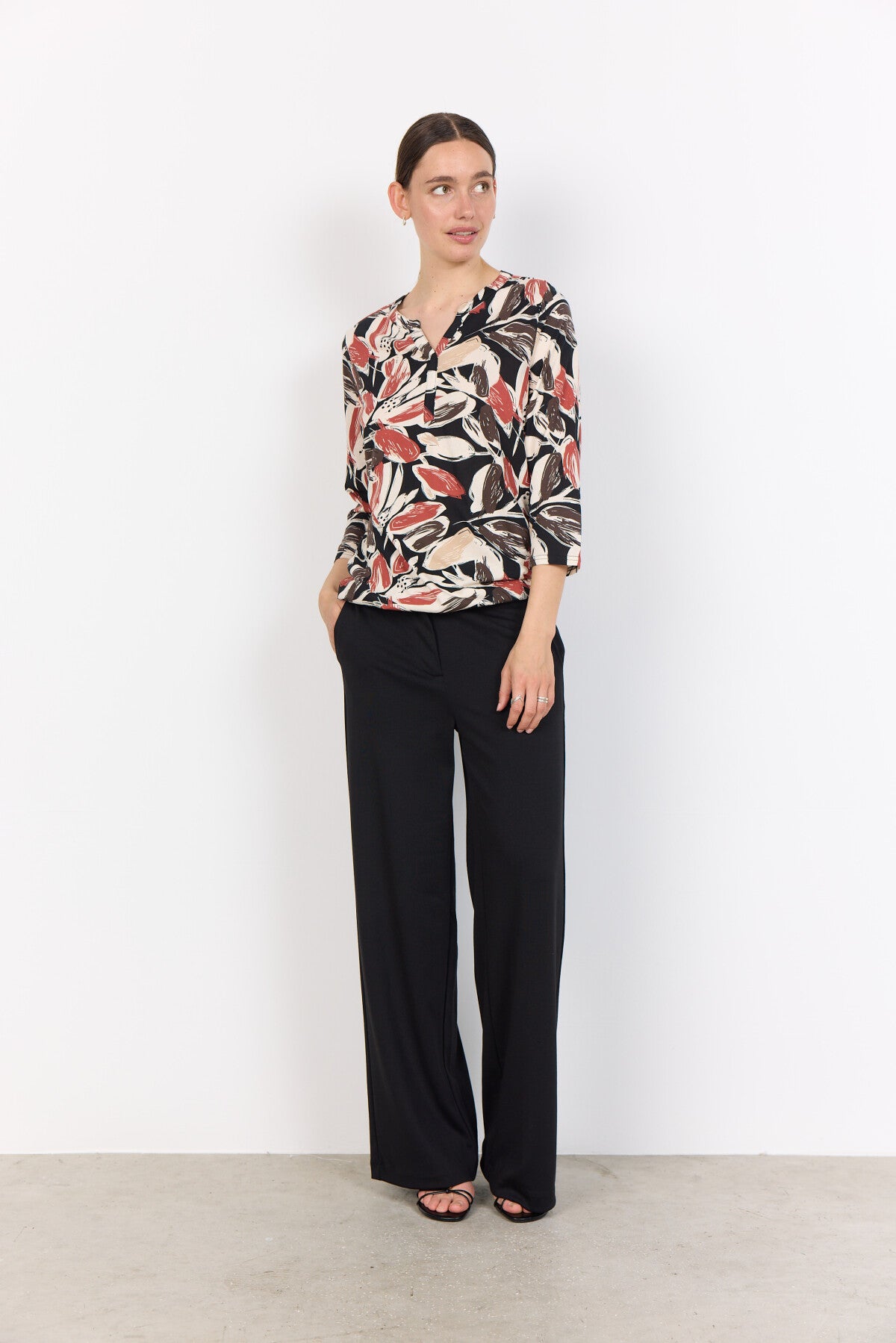 SC-FELICITY AOP 512 Blouse Rust red