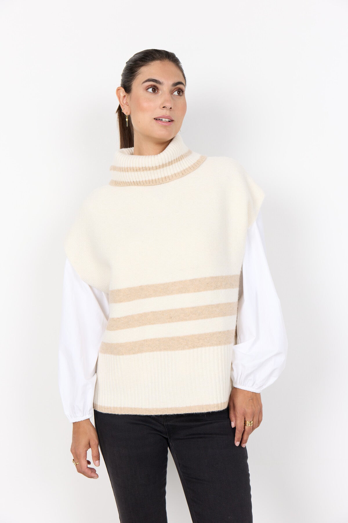 SC-VIF 1 Waistcoat Cream