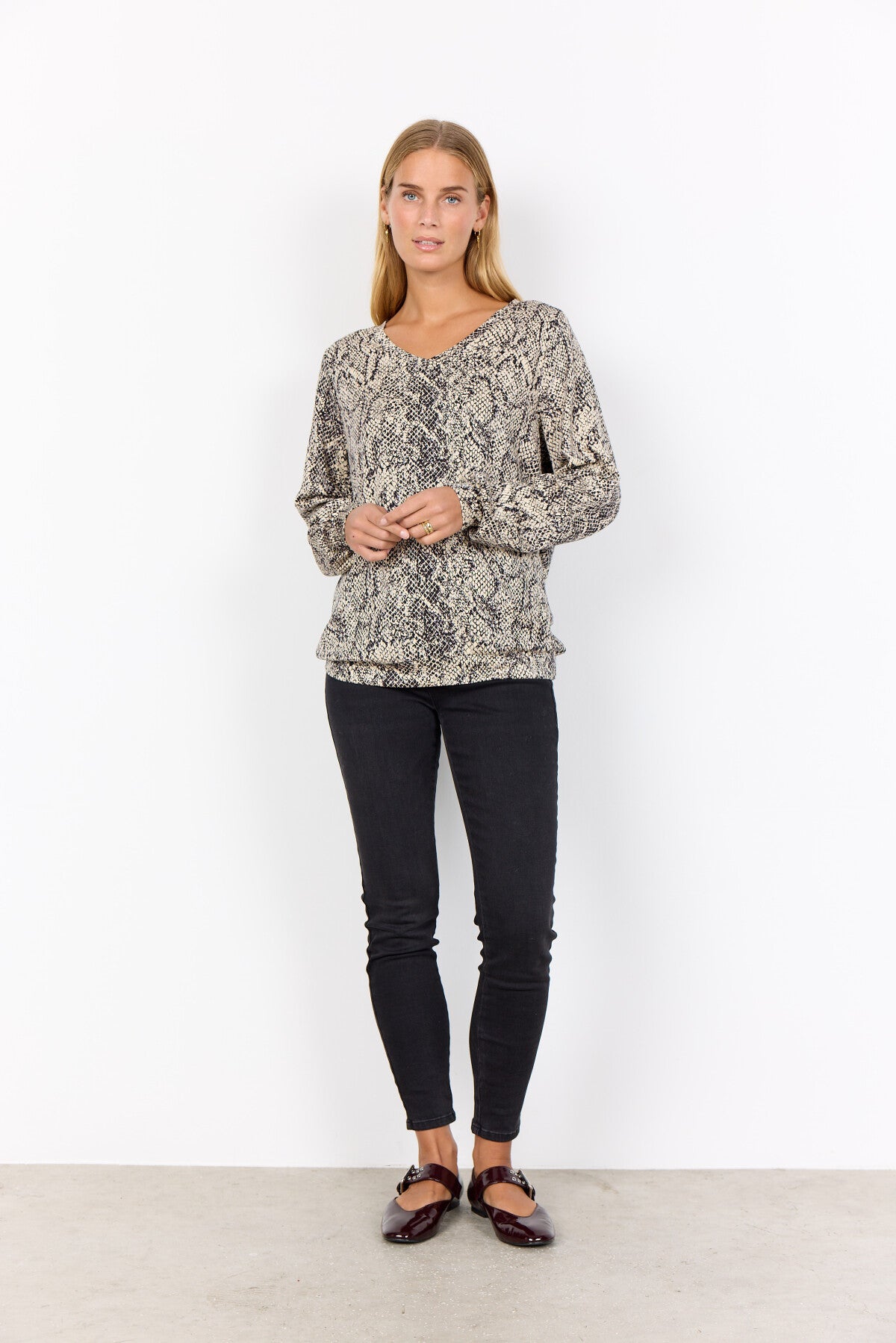 SC-VIOLET 2 Blouse Cream