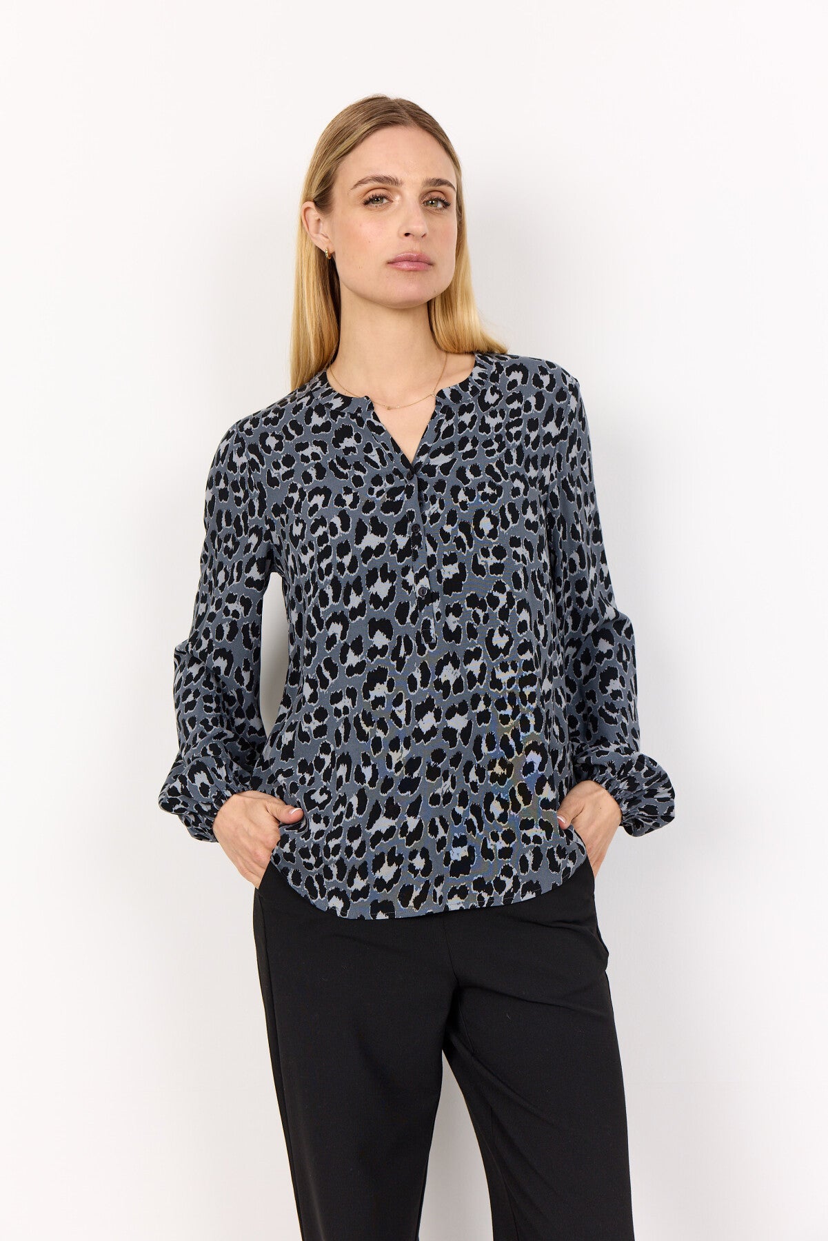 SC-SAFIRA 1 Blouse Black