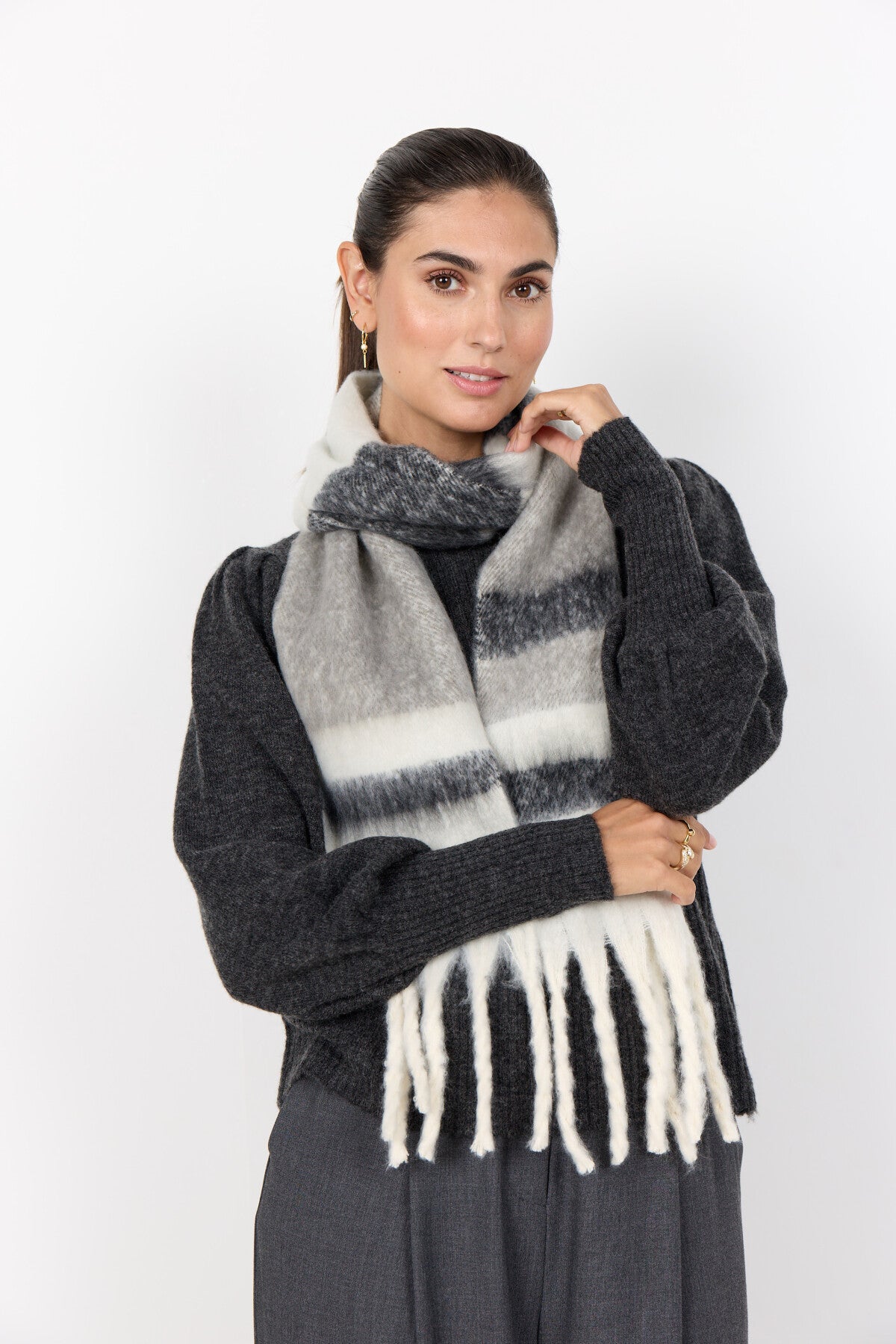 SC-SENELLA 1 Scarf Black