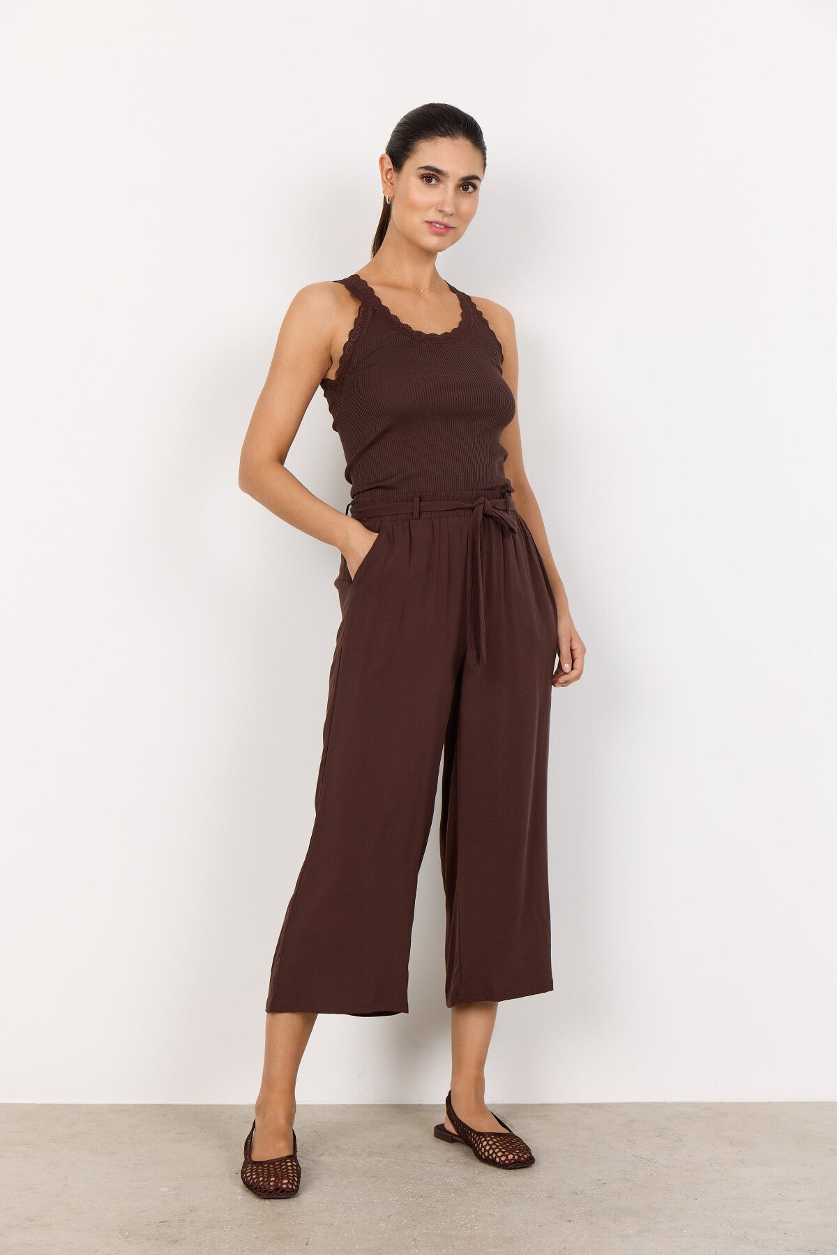 SC-SARONA 1 Top Dark brown