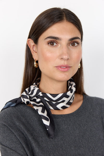 SC-VINONA 1 Scarf Black