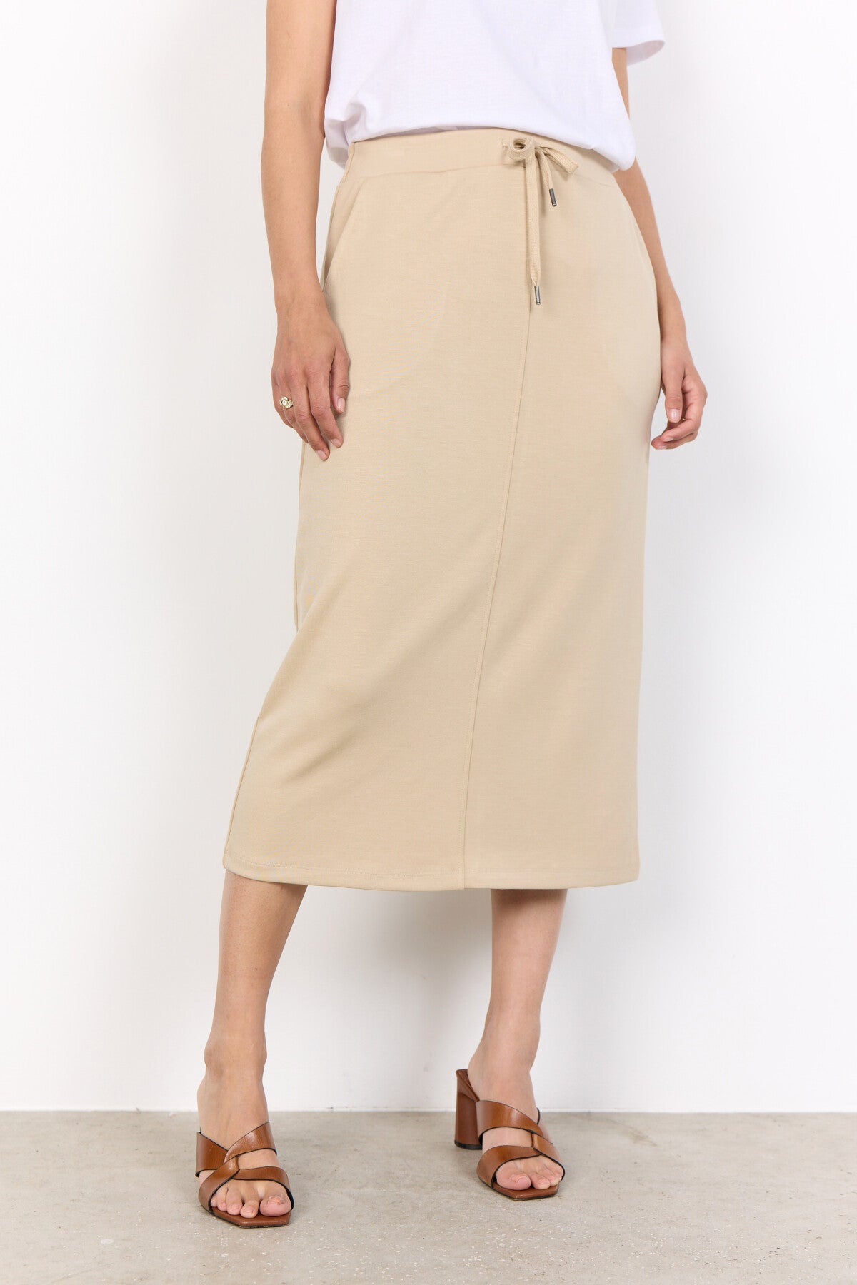 SC-BANU 250 Skirt Sand
