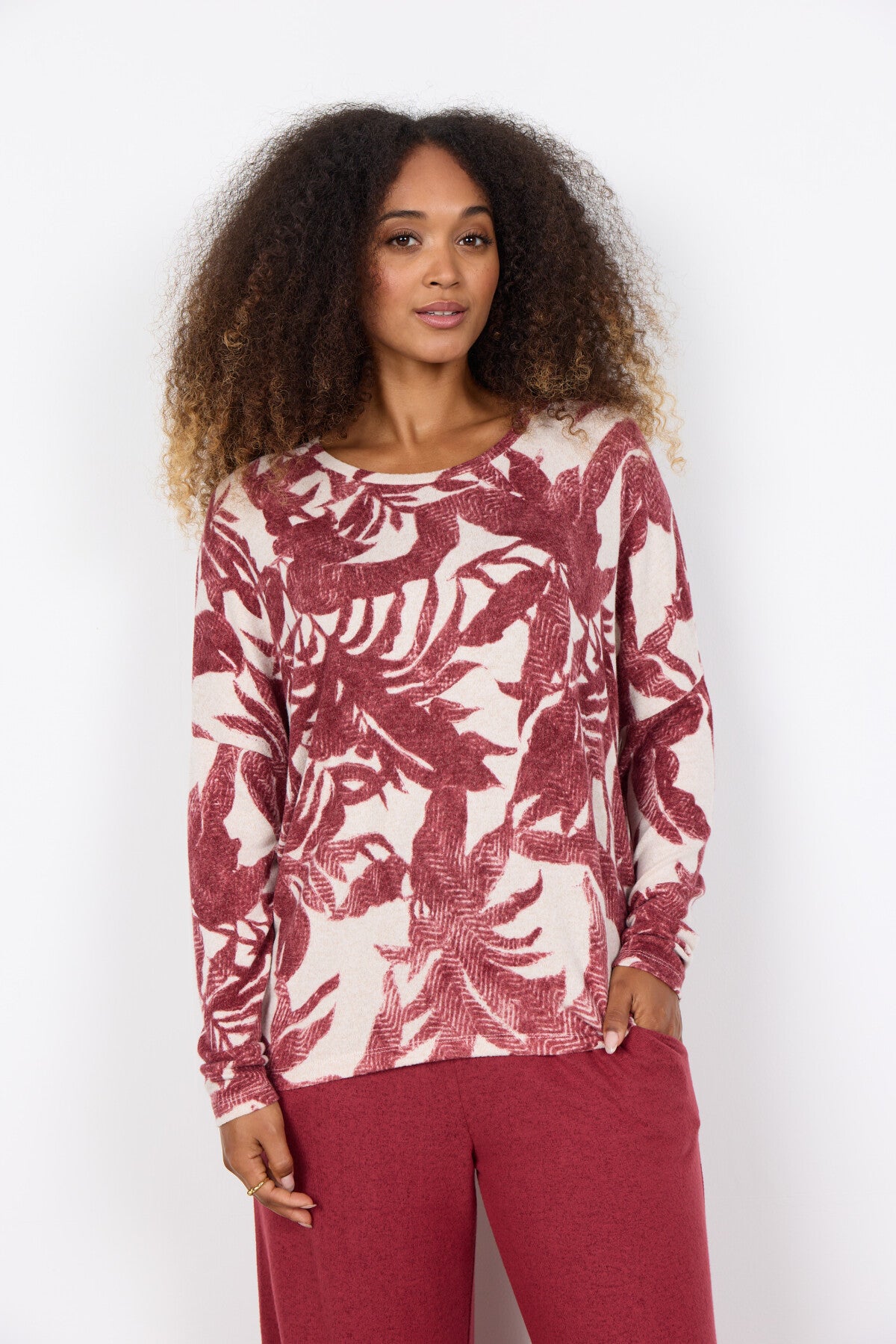 SC-BIARA AOP 152 Blouse Ruby red