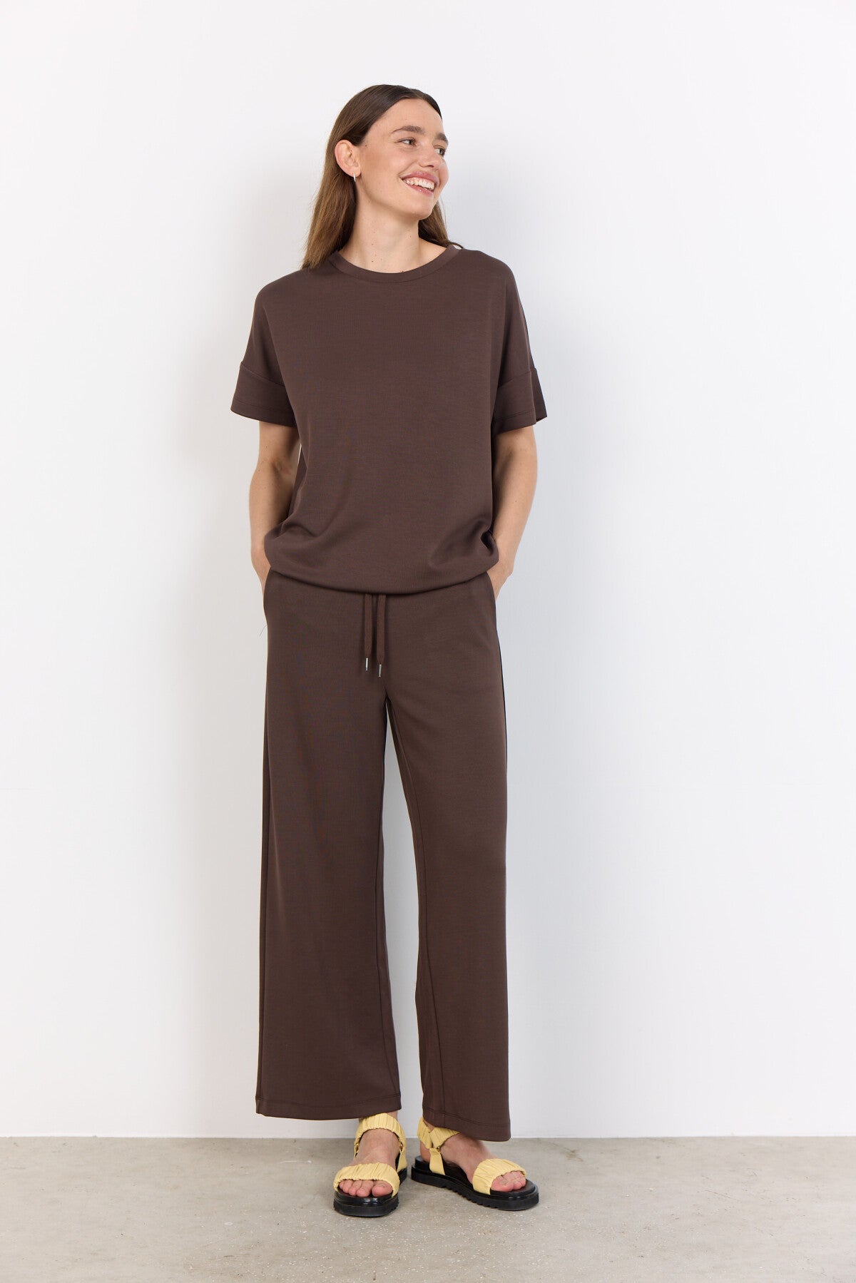 SC-BANU 184 T-shirt Dark brown