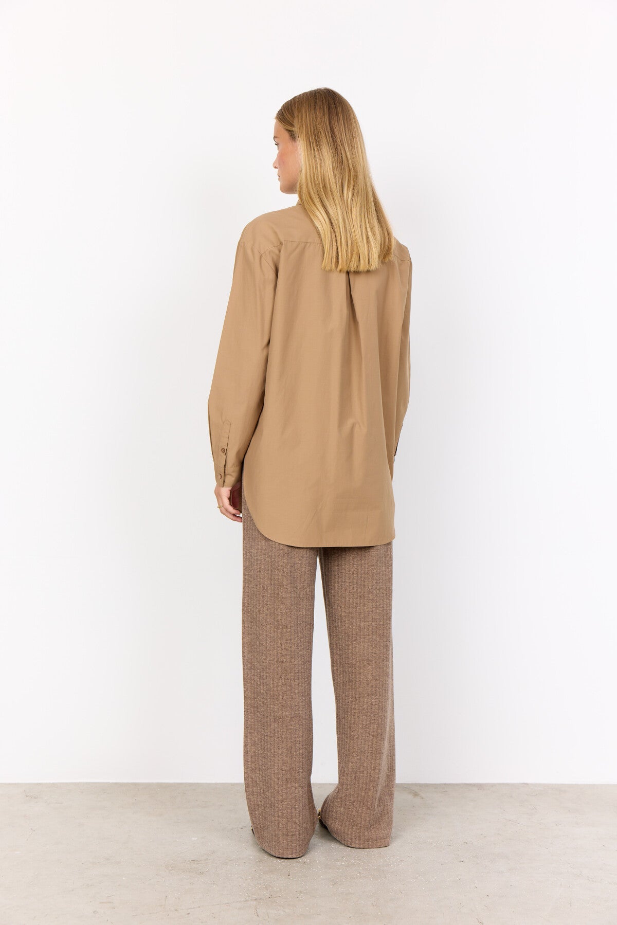 SC-NETTI 52 Shirt Dark sand