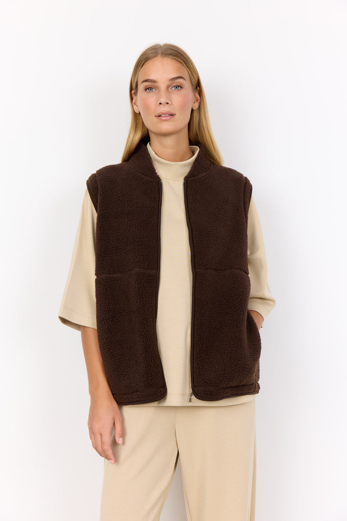 SC-ONYX 3 Waistcoat in Dark brown from soyaconcept | Soyaconcept