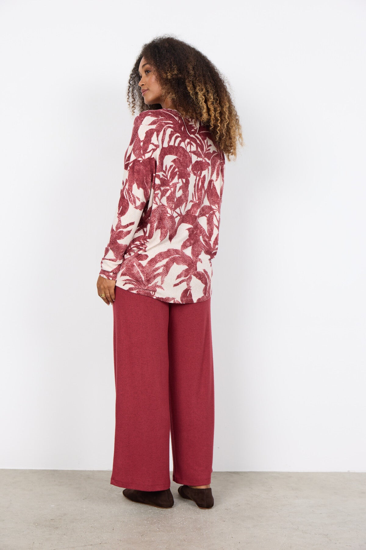 SC-BIARA AOP 152 Blouse Ruby red