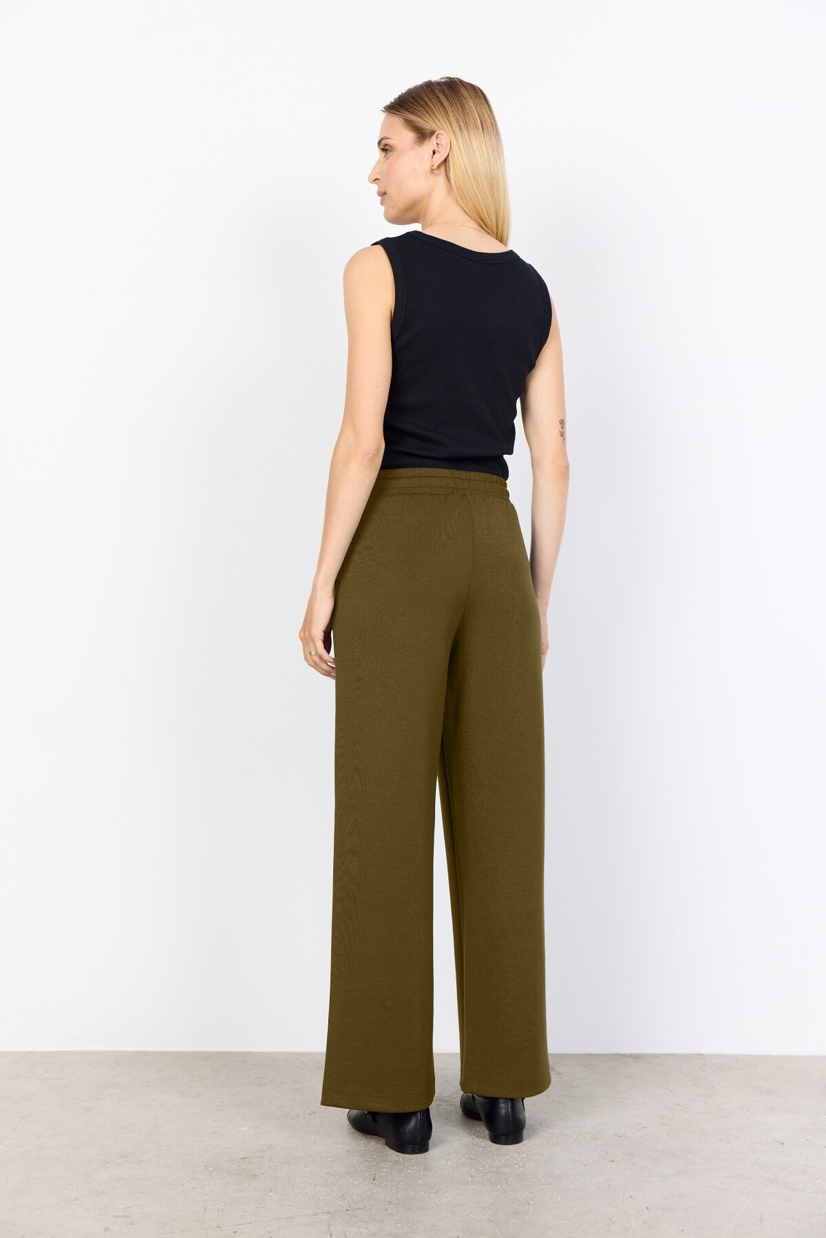 SC-BANU 116 Pants Dark green