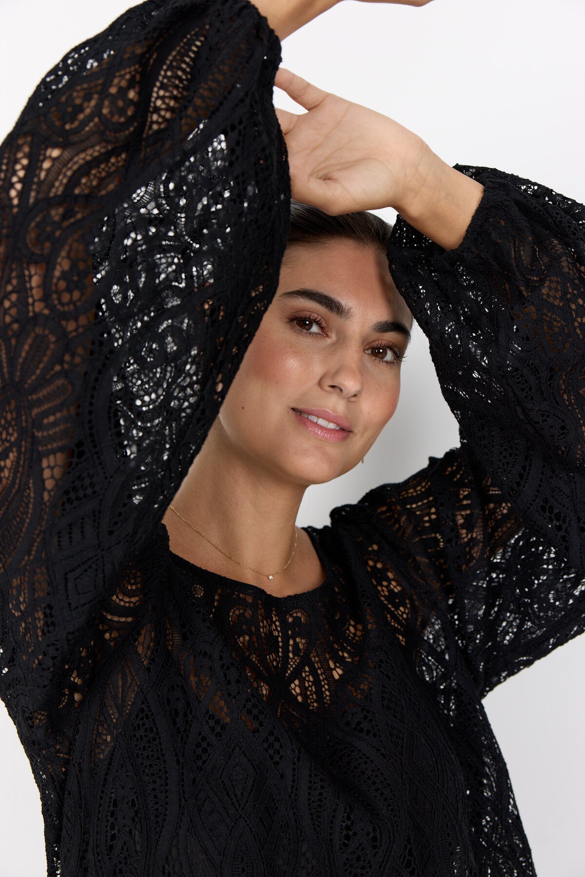 SC-VAHIDA 2 Blouse Black