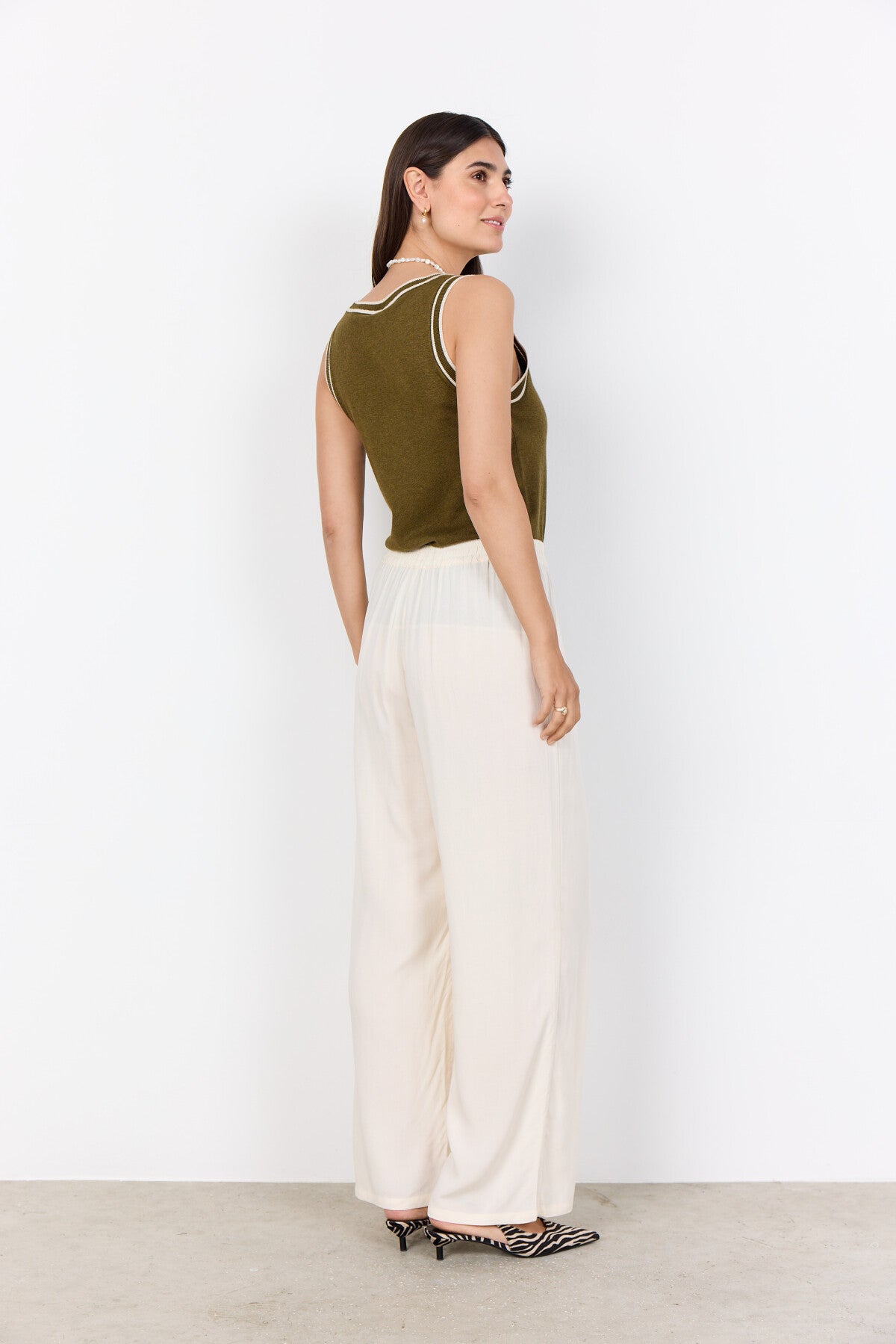 SC-DOLLIE 763 Top Olive