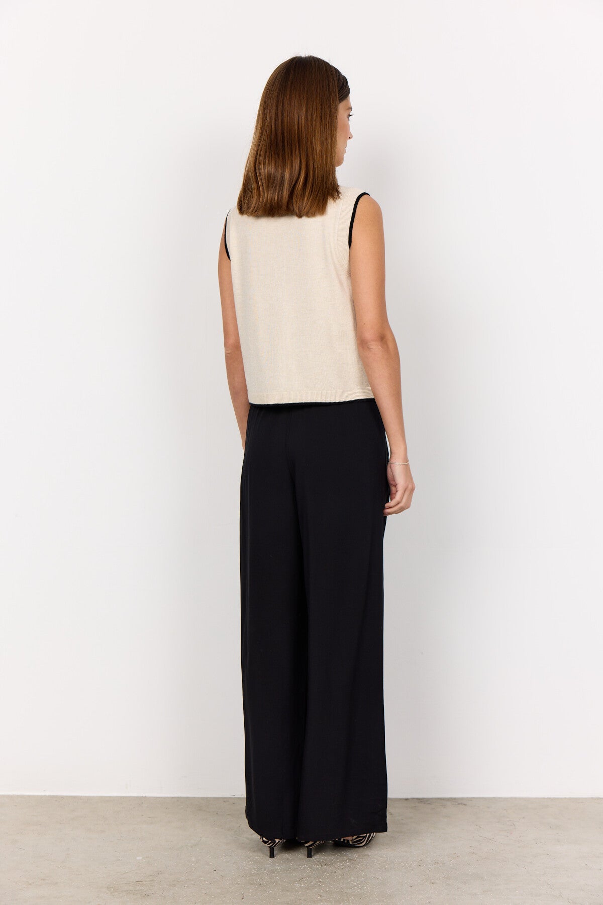 SC-DOLLIE 792 Waistcoat Cream