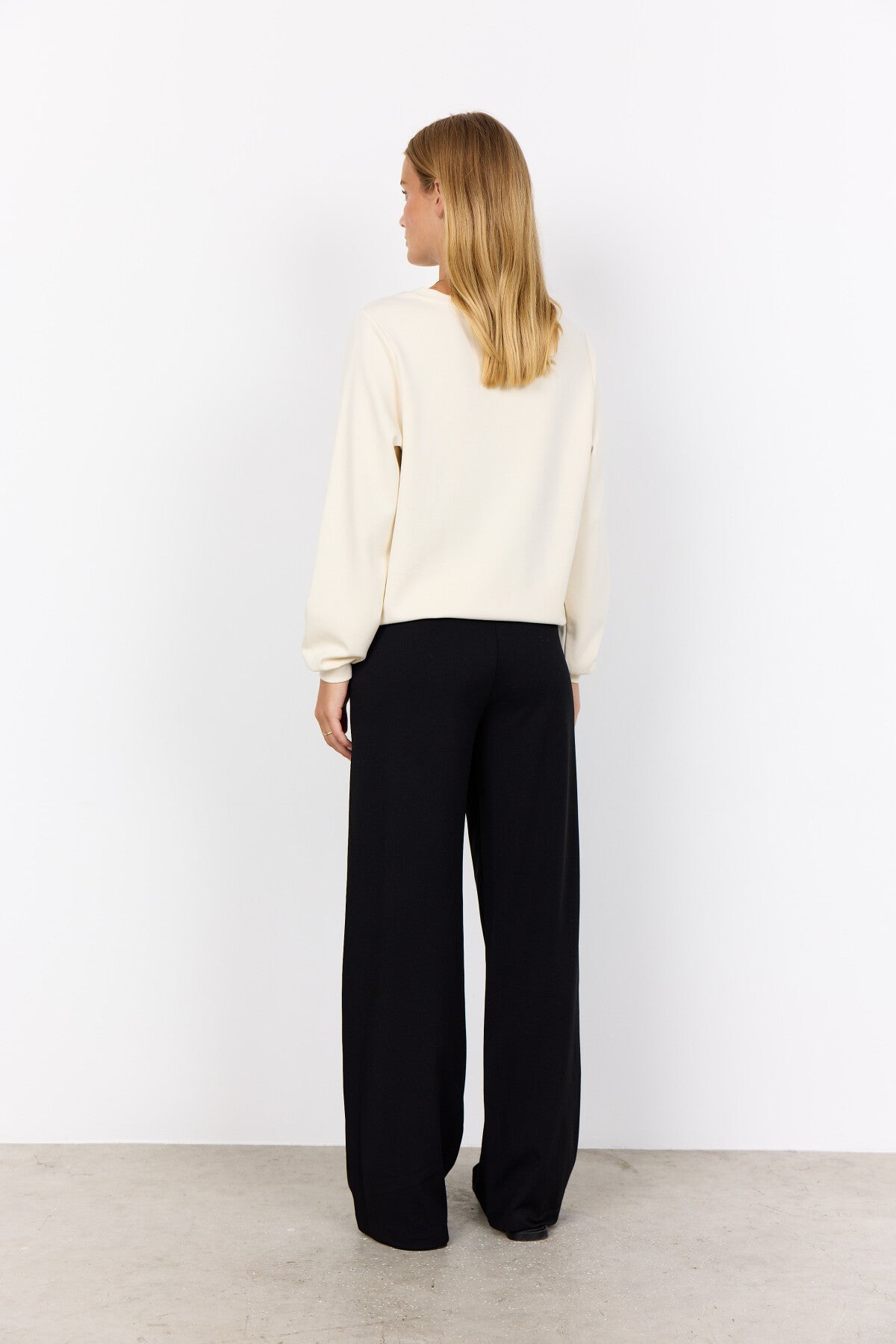 SC-BANU 194 Blouse Cream