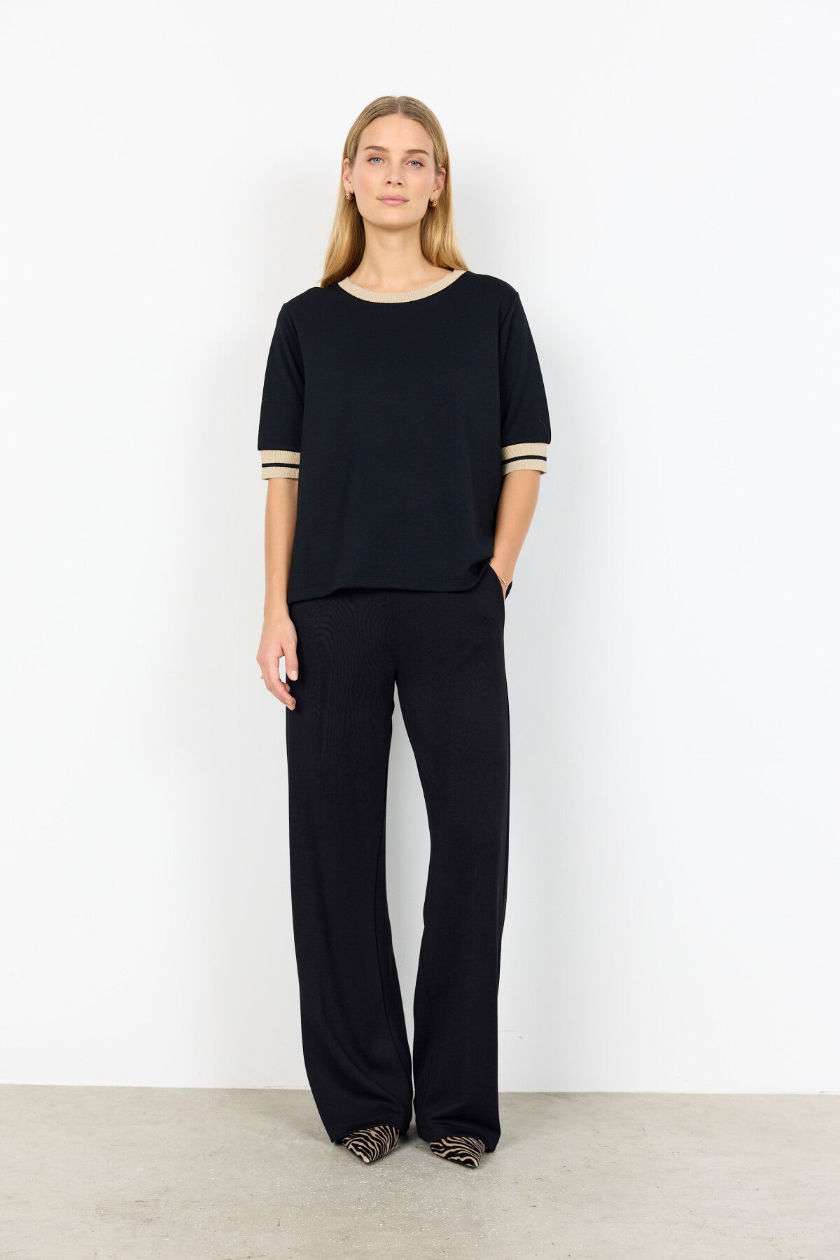 SC-BANU 286 Blouse Black