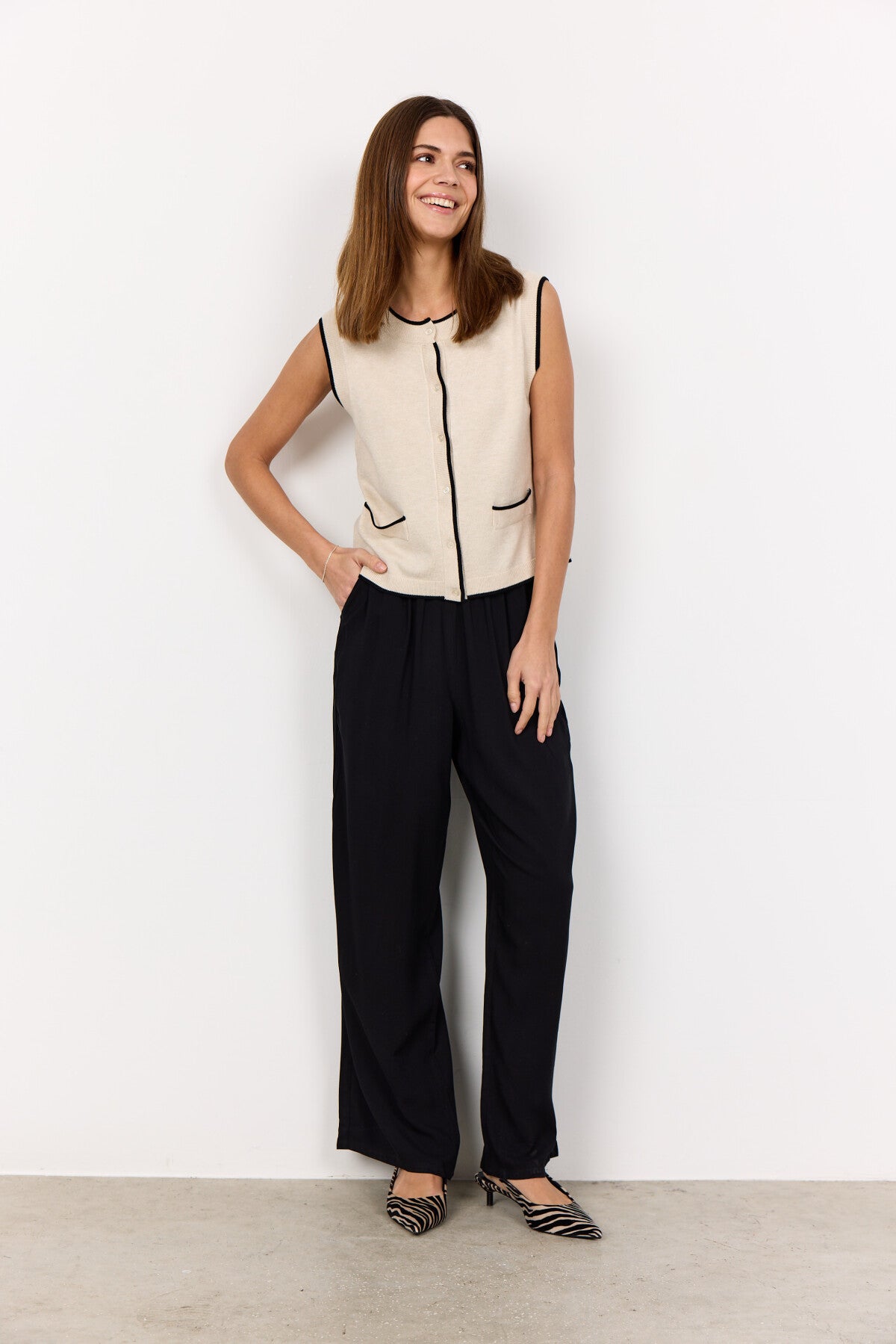 SC-DOLLIE 792 Waistcoat Cream