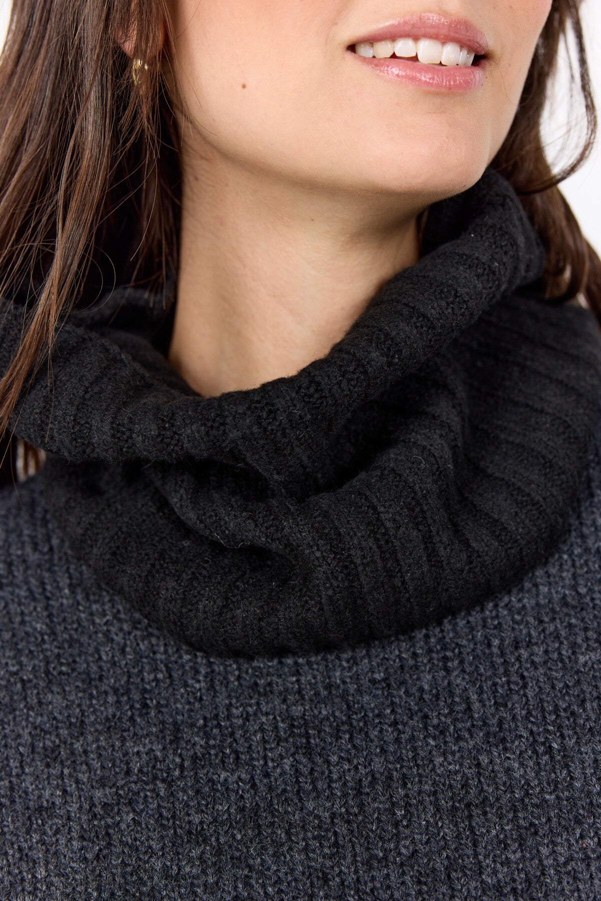 SC-SELANA 4 Scarf Black