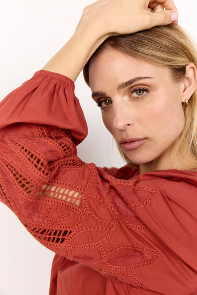 SC-CALISTE 21 Blouse Rust red