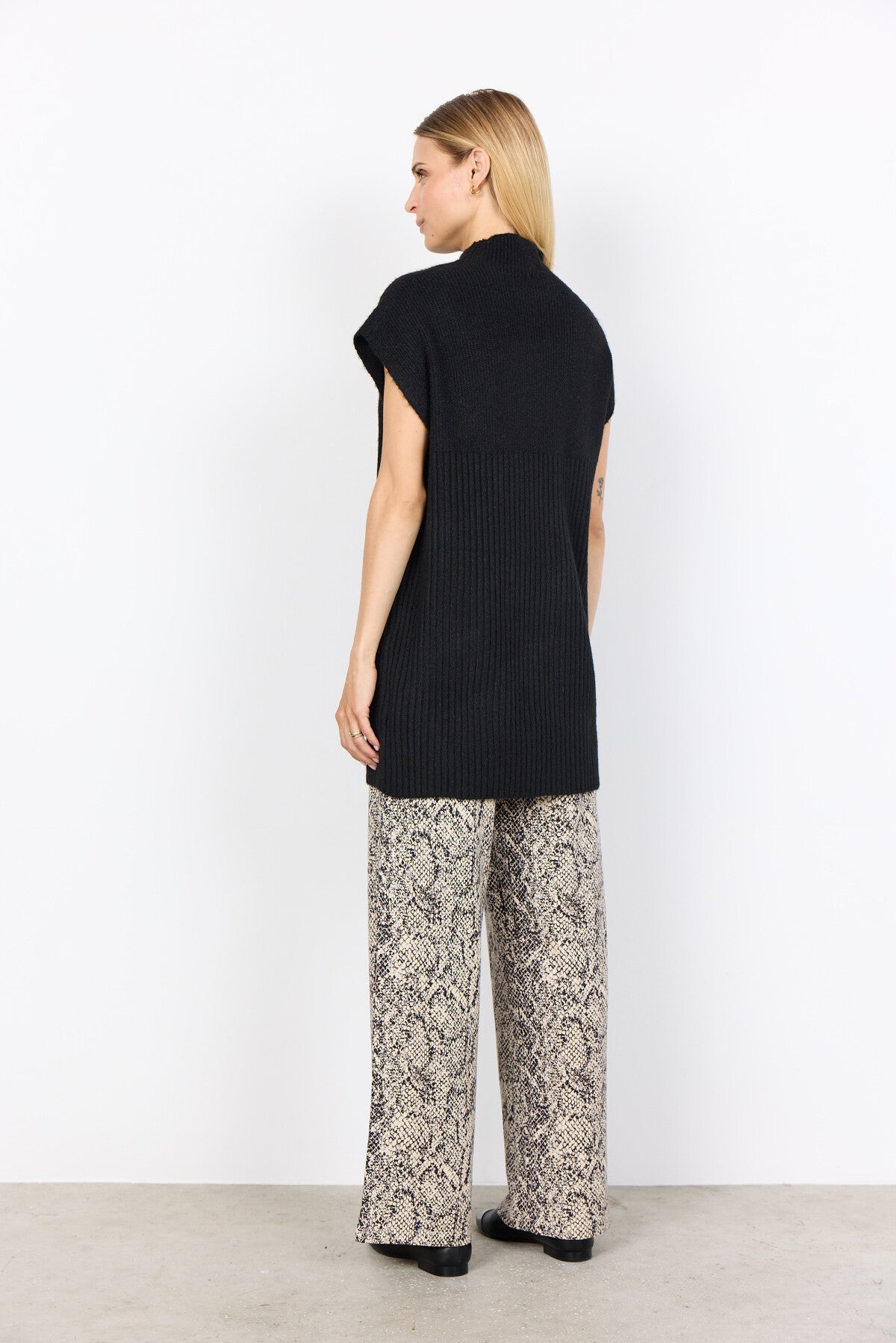 SC-VIRGINIA 2 Waistcoat Black