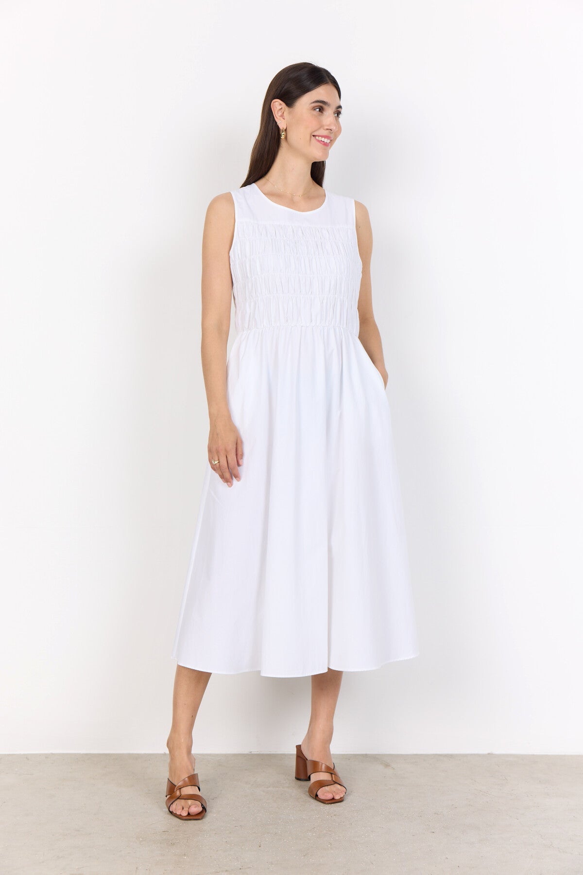 SC-NETTI 107 Dress White