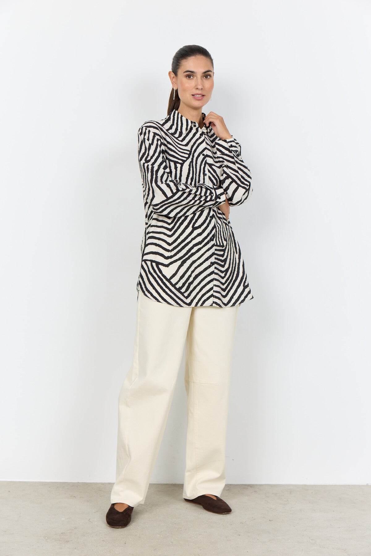 SC-BECCA 2 Shirt Black