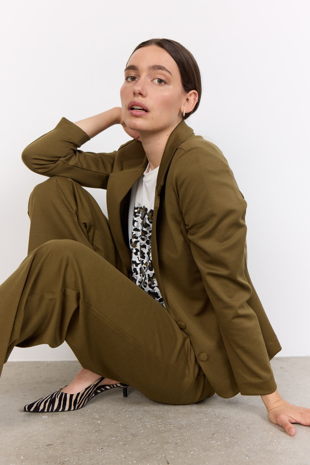 SC-DANIELA 1 Blazer Olive