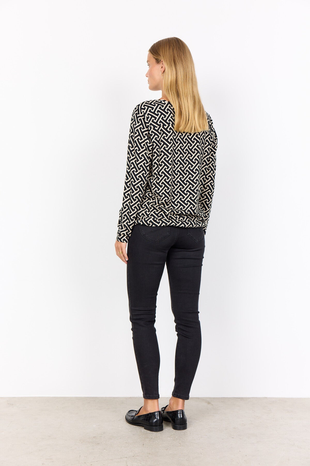 SC-FELICITY AOP 520 Blouse Black