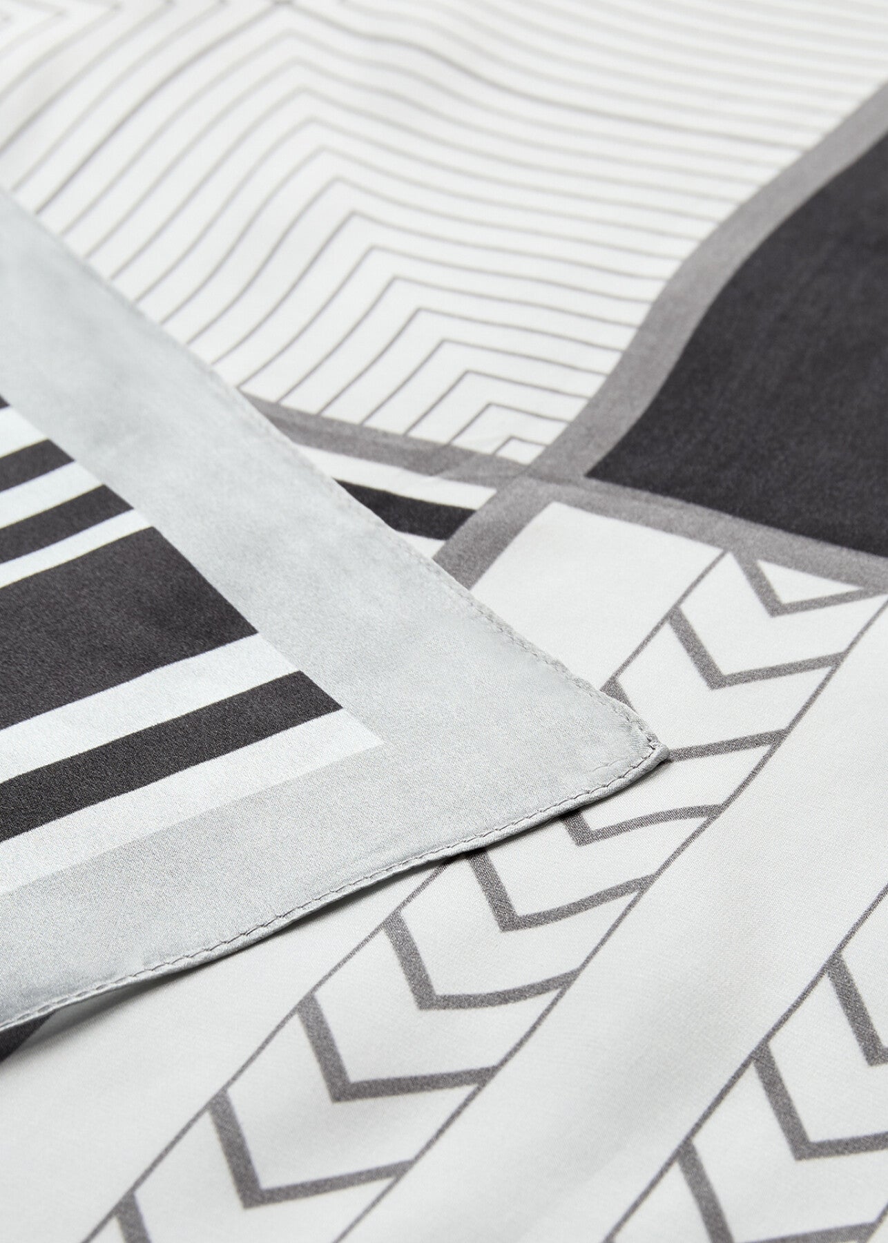 SC-AMEL 1 Scarf Black